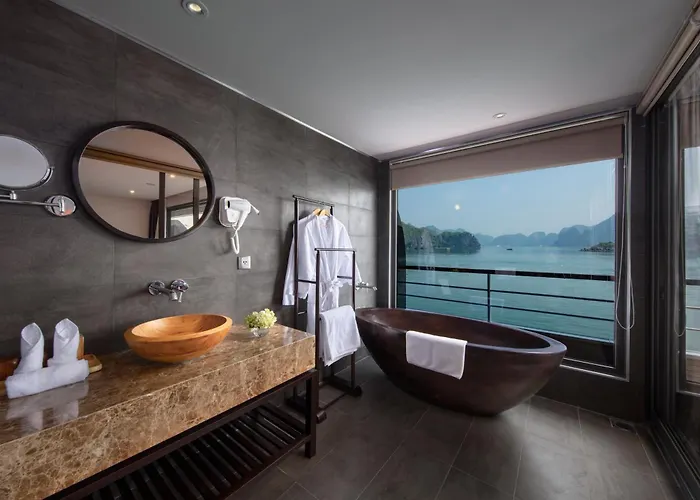  Oasis Cruise - Social Hạ Long