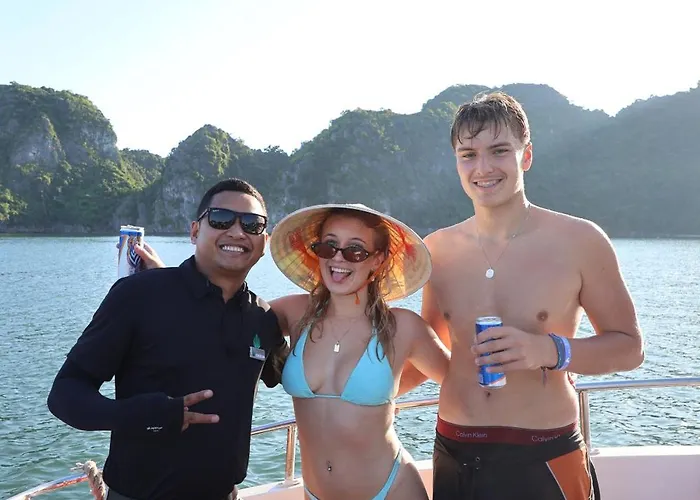  Oasis Cruise - Social Hạ Long